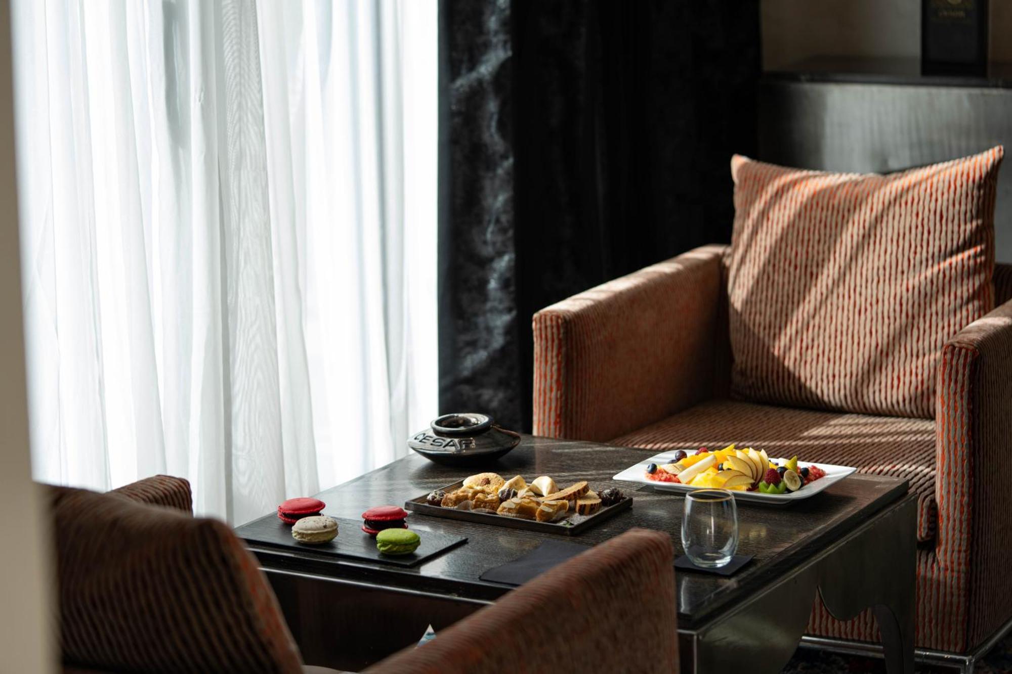 塞萨尔Spa度假酒店 马拉喀什 外观 照片 A suite at the hotel