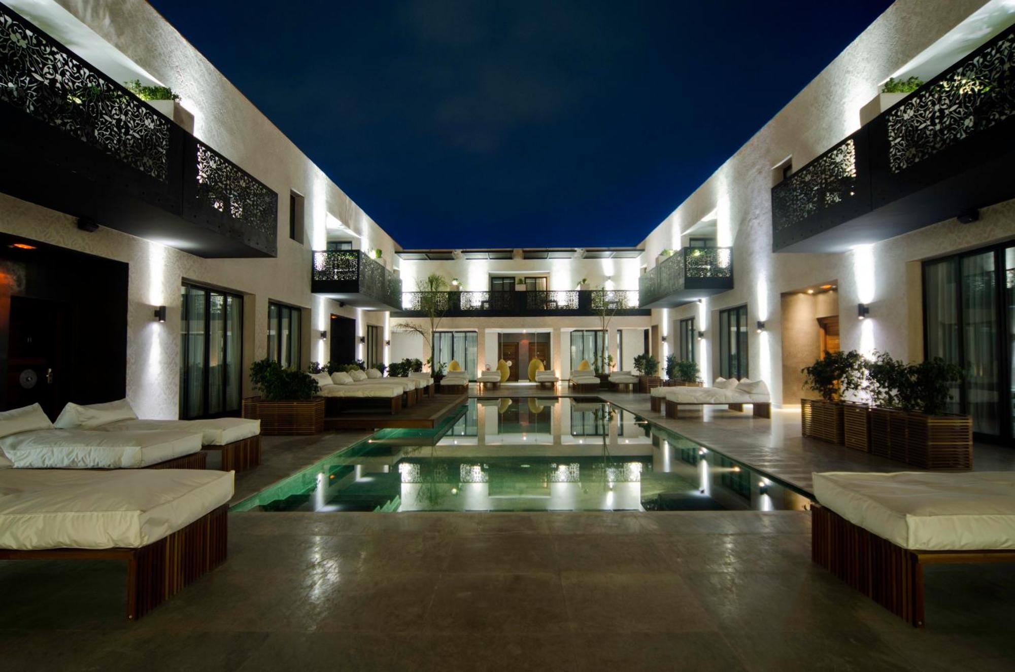 塞萨尔Spa度假酒店 马拉喀什 设施 照片 The hotel's courtyard