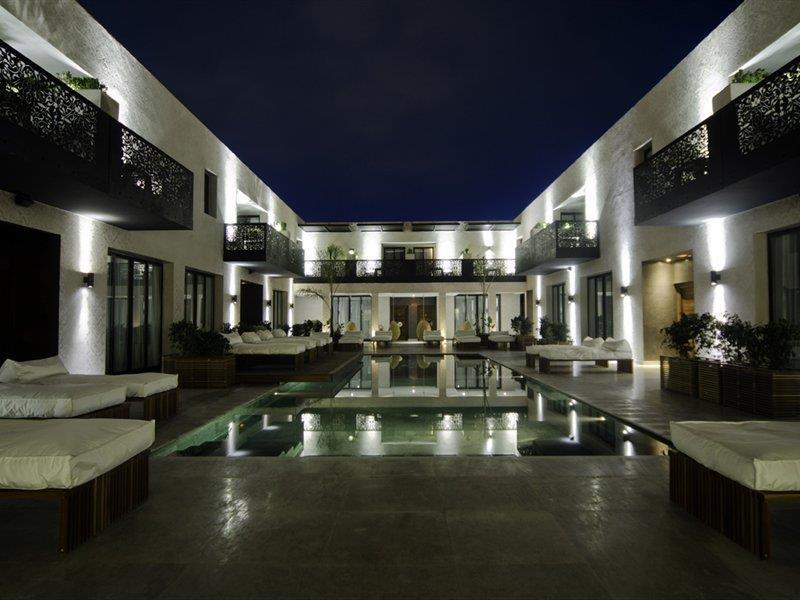 塞萨尔Spa度假酒店 马拉喀什 外观 照片 The hotel's courtyard