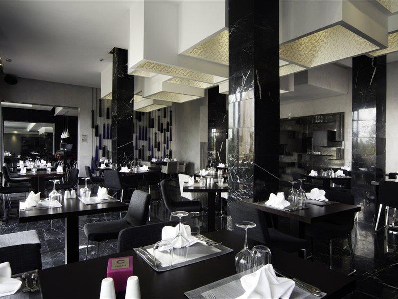 塞萨尔Spa度假酒店 马拉喀什 外观 照片 Restaurant in the hotel